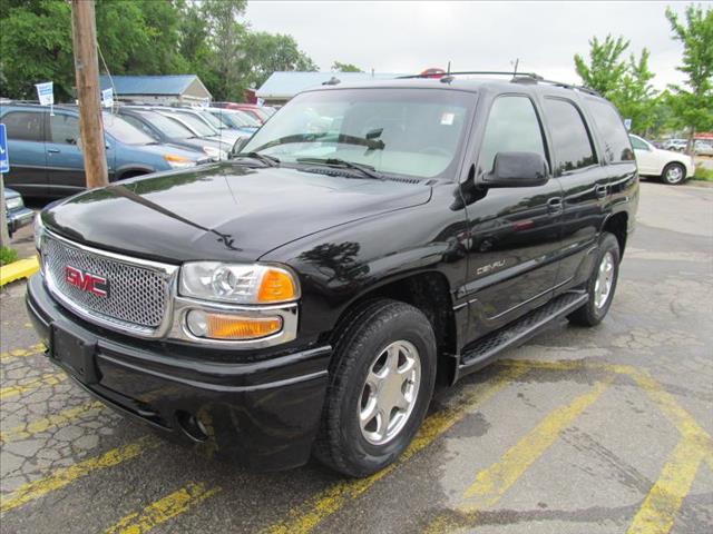 2003 GMC Yukon EX Sedan 4D