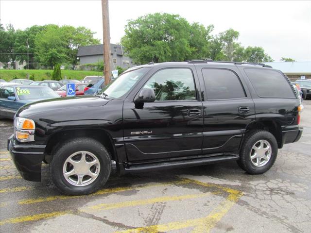 2003 GMC Yukon EX Sedan 4D