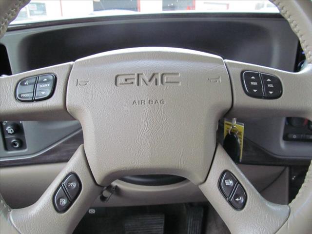 2003 GMC Yukon EX Sedan 4D