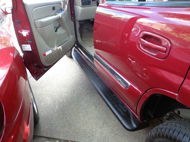 2004 GMC Yukon Ram 3500 Diesel 2-WD