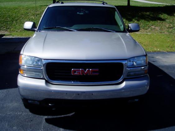 2004 GMC Yukon Ram 3500 Diesel 2-WD