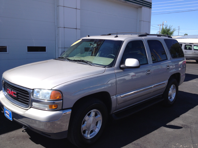 2004 GMC Yukon SLT