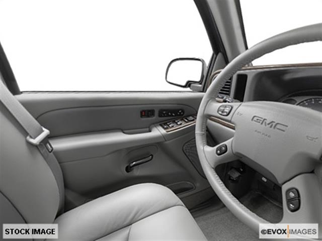 2004 GMC Yukon Unknown