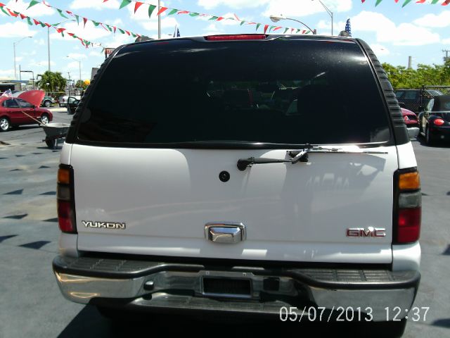 2004 GMC Yukon 4wd