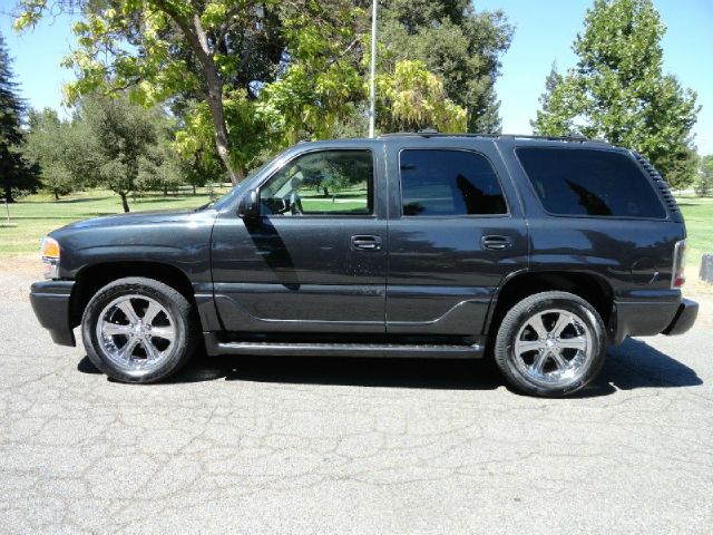 2004 GMC Yukon Base