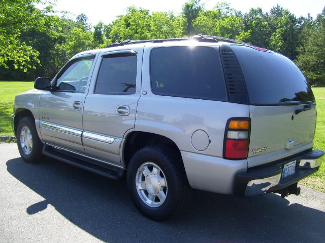 2004 GMC Yukon Ram 3500 Diesel 2-WD