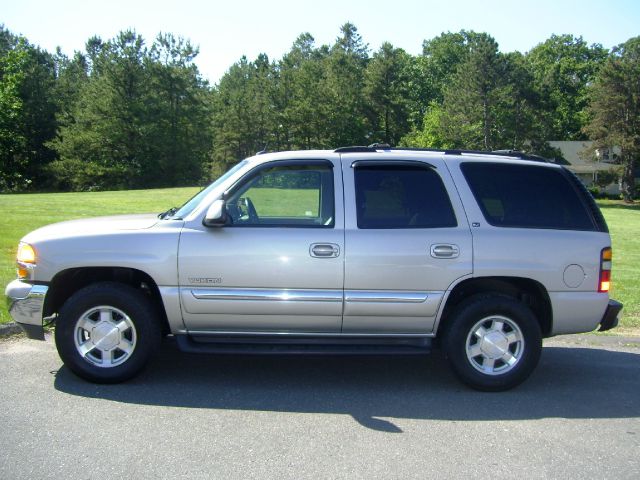 2004 GMC Yukon Ram 3500 Diesel 2-WD