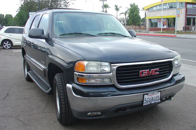 2004 GMC Yukon Ram 3500 Diesel 2-WD