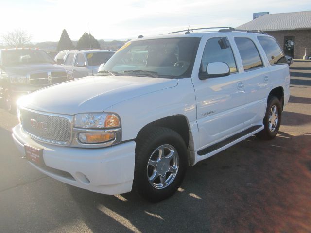 2004 GMC Yukon Base