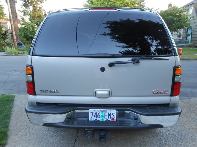 2004 GMC Yukon Ram 3500 Diesel 2-WD