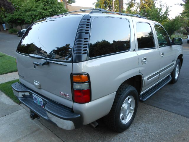 2004 GMC Yukon Ram 3500 Diesel 2-WD