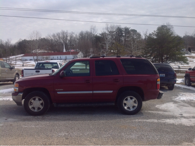 2004 GMC Yukon Ram 3500 Diesel 2-WD