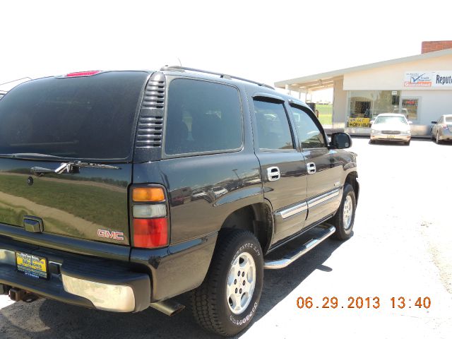 2004 GMC Yukon Ram 3500 Diesel 2-WD