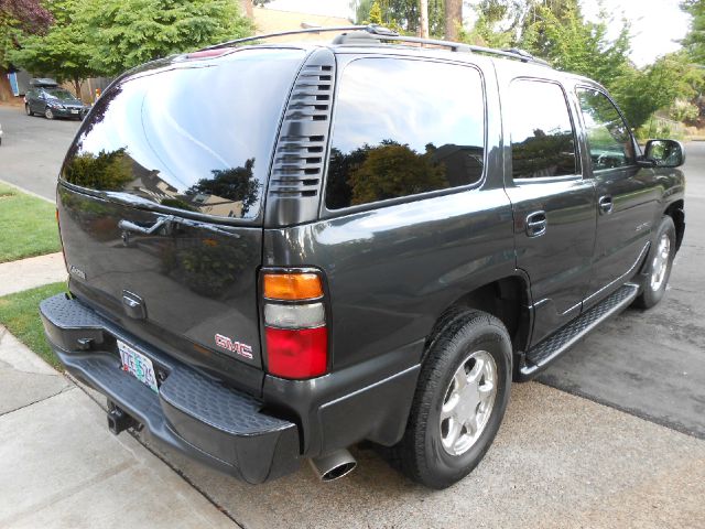 2004 GMC Yukon EX Sedan 4D