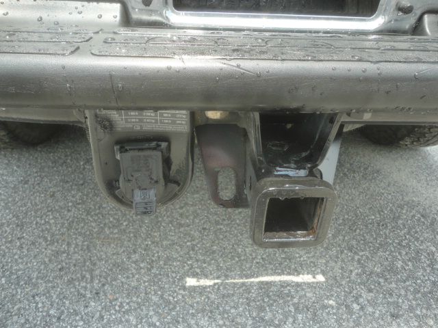 2004 GMC Yukon Ram 3500 Diesel 2-WD