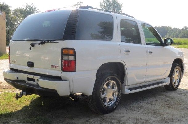 2005 GMC Yukon Base
