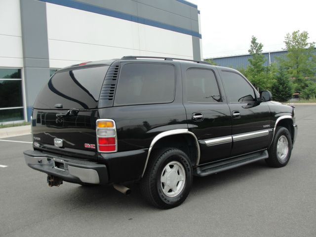 2005 GMC Yukon Ram 3500 Diesel 2-WD