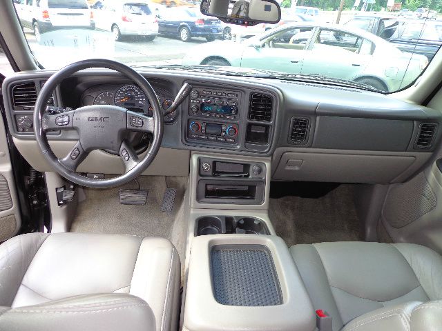 2005 GMC Yukon Super