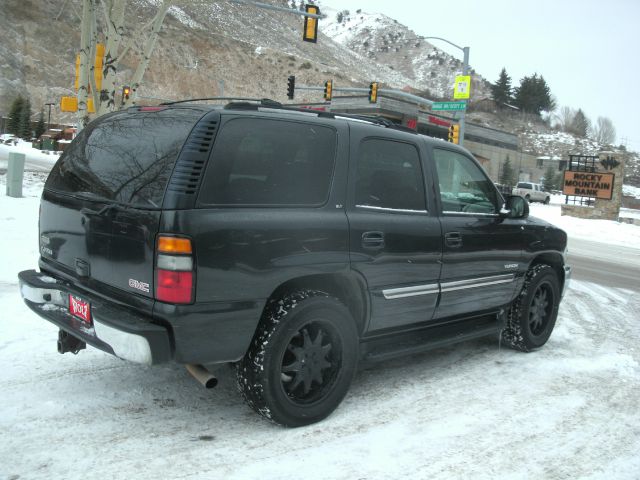 2005 GMC Yukon Ram 3500 Diesel 2-WD