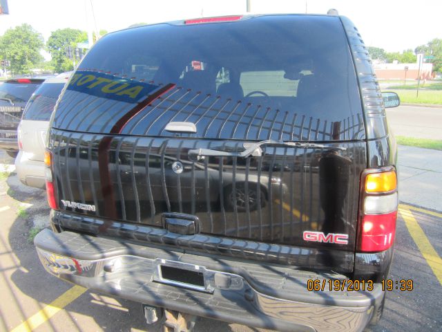 2005 GMC Yukon Ram 3500 Diesel 2-WD