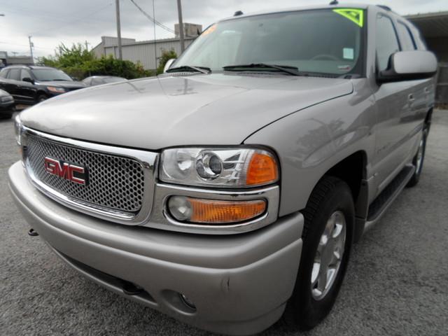 2005 GMC Yukon EX Sedan 4D
