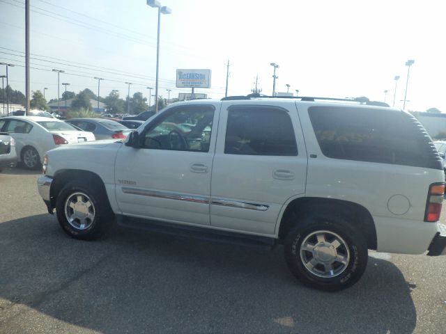 2005 GMC Yukon Ram 3500 Diesel 2-WD