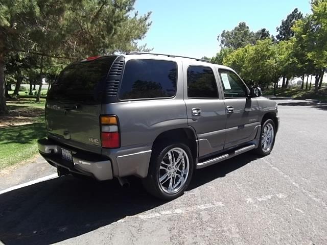 2005 GMC Yukon Unknown