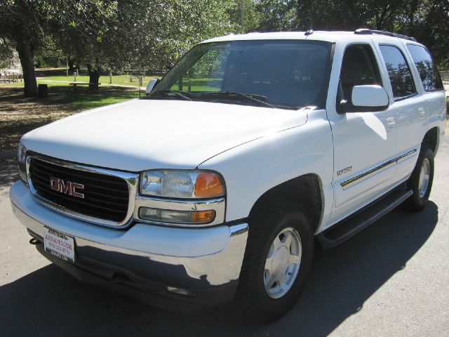 2005 GMC Yukon Ram 3500 Diesel 2-WD