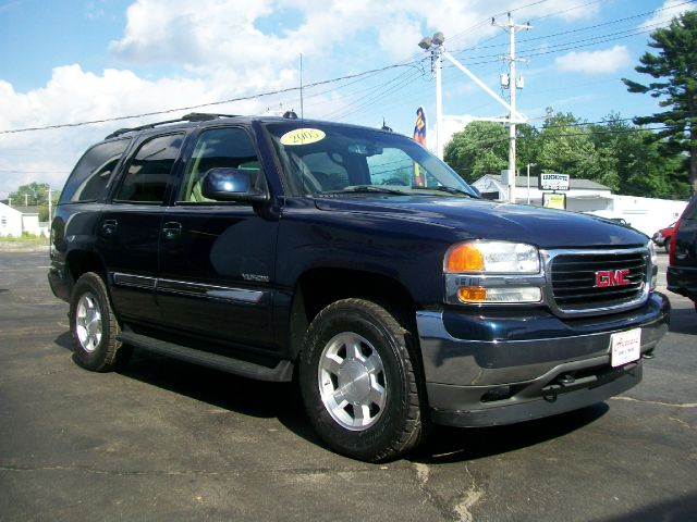 2005 GMC Yukon Ram 3500 Diesel 2-WD