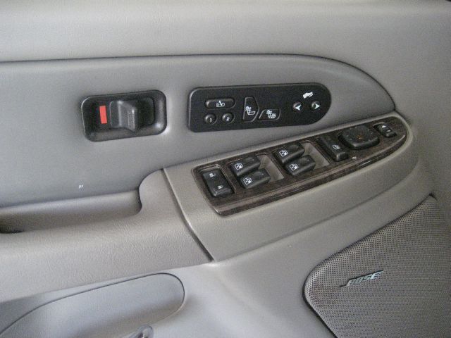 2005 GMC Yukon Base