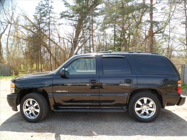 2006 GMC Yukon LS NICE