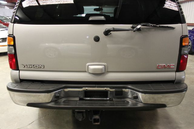 2006 GMC Yukon Super