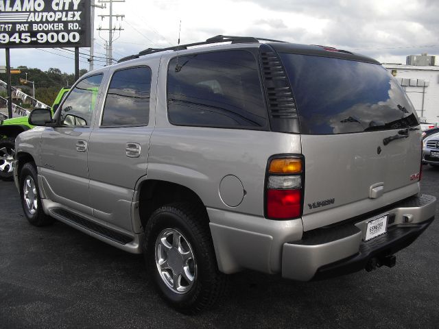 2006 GMC Yukon EX - DUAL Power Doors