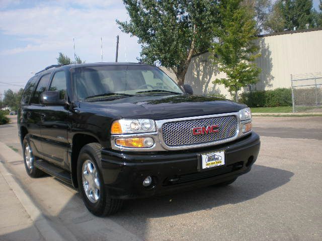 2006 GMC Yukon EX - DUAL Power Doors