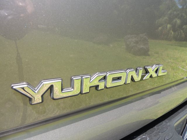 2006 GMC Yukon Quattro 3.0 Convertible