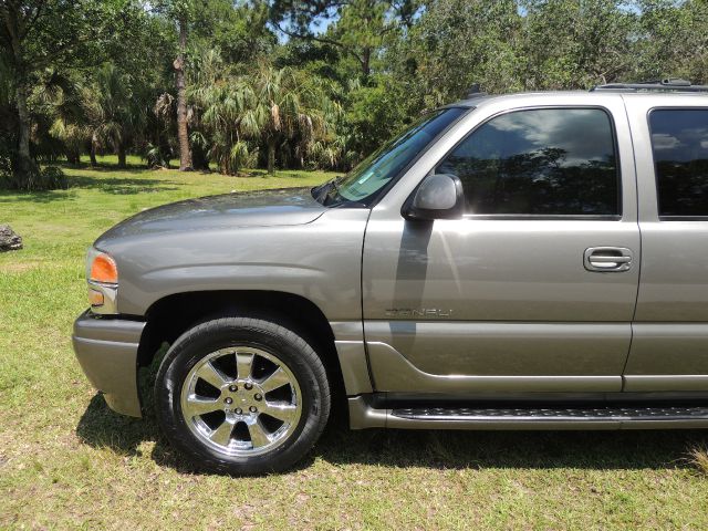 2006 GMC Yukon Quattro 3.0 Convertible