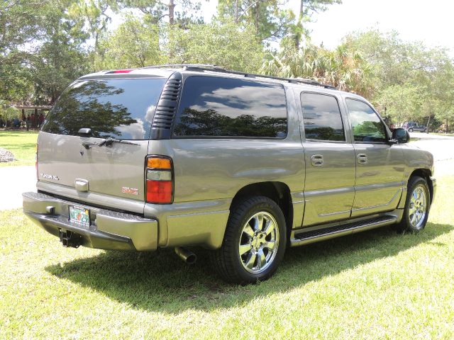 2006 GMC Yukon Quattro 3.0 Convertible