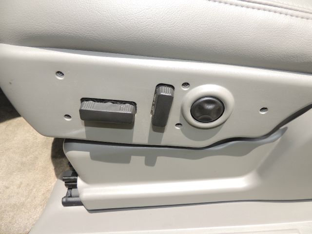 2006 GMC Yukon Quattro 3.0 Convertible