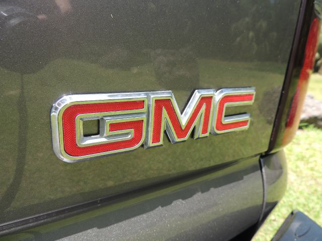2006 GMC Yukon Quattro 3.0 Convertible