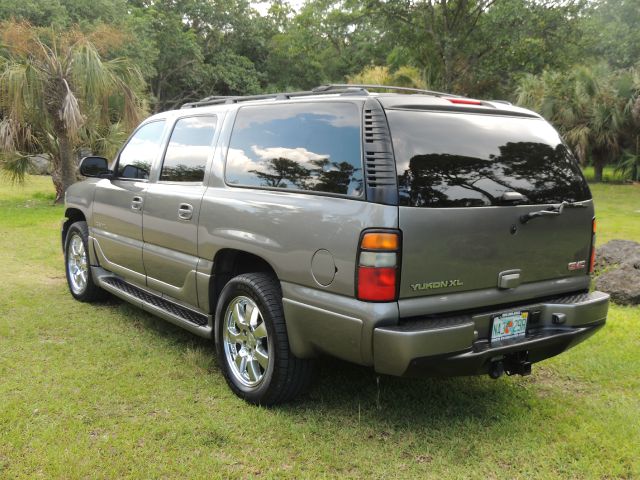 2006 GMC Yukon Quattro 3.0 Convertible