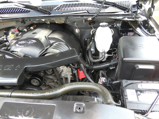 2006 GMC Yukon Quattro 3.0 Convertible