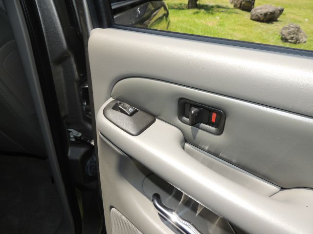 2006 GMC Yukon Quattro 3.0 Convertible