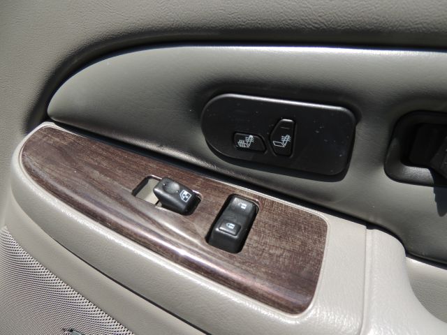 2006 GMC Yukon Quattro 3.0 Convertible