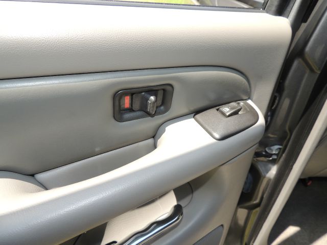 2006 GMC Yukon Quattro 3.0 Convertible