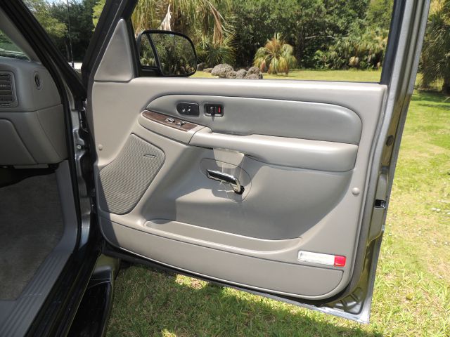 2006 GMC Yukon Quattro 3.0 Convertible