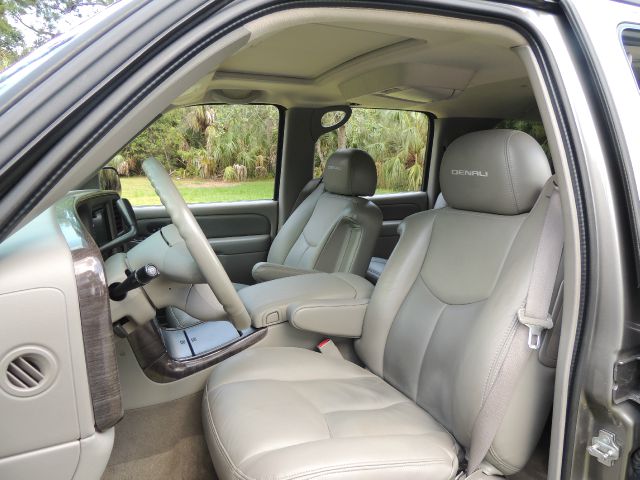 2006 GMC Yukon Quattro 3.0 Convertible