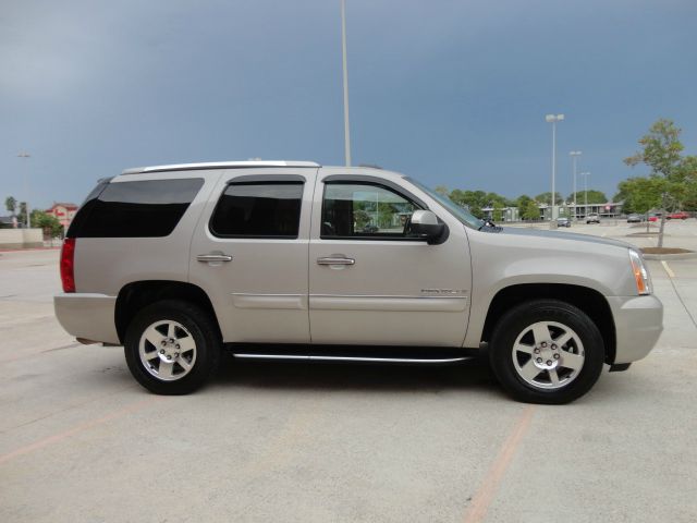 2007 GMC Yukon REG CAB BASE