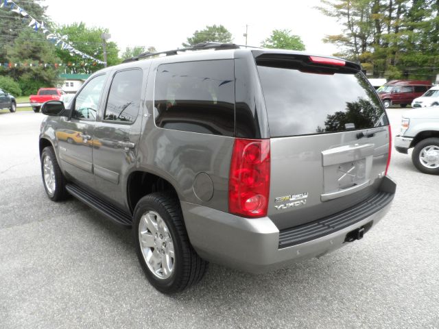 2007 GMC Yukon XLT 4X4 Diesel BAD Credit OK