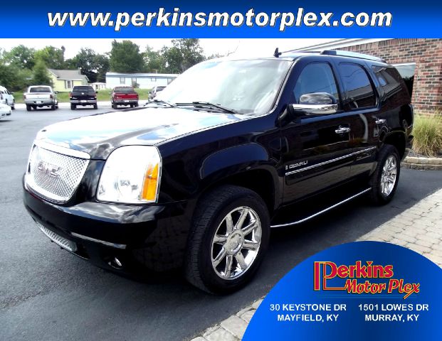 2007 GMC Yukon 4dr Sdn LS Manual