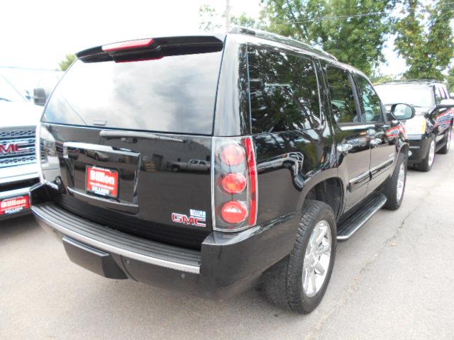 2007 GMC Yukon BIG HORN Crew